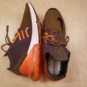 Nike airmax 270 olive and orange